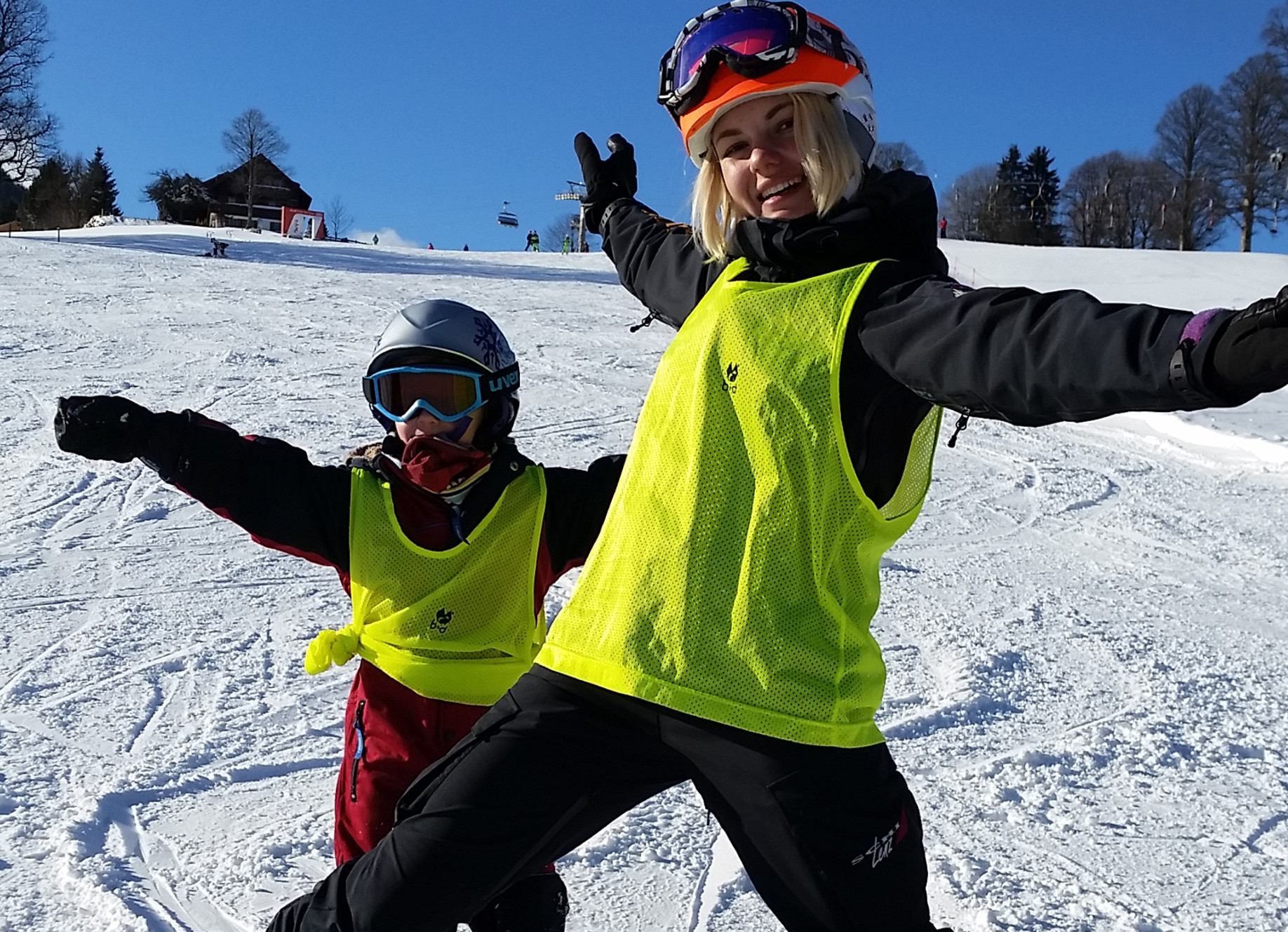 Adaptive ski-instructor  Mono-Ski, 3- & 4-Track Skiing & Blind Skiing -  PSOactive - Holidays for people with disabilities